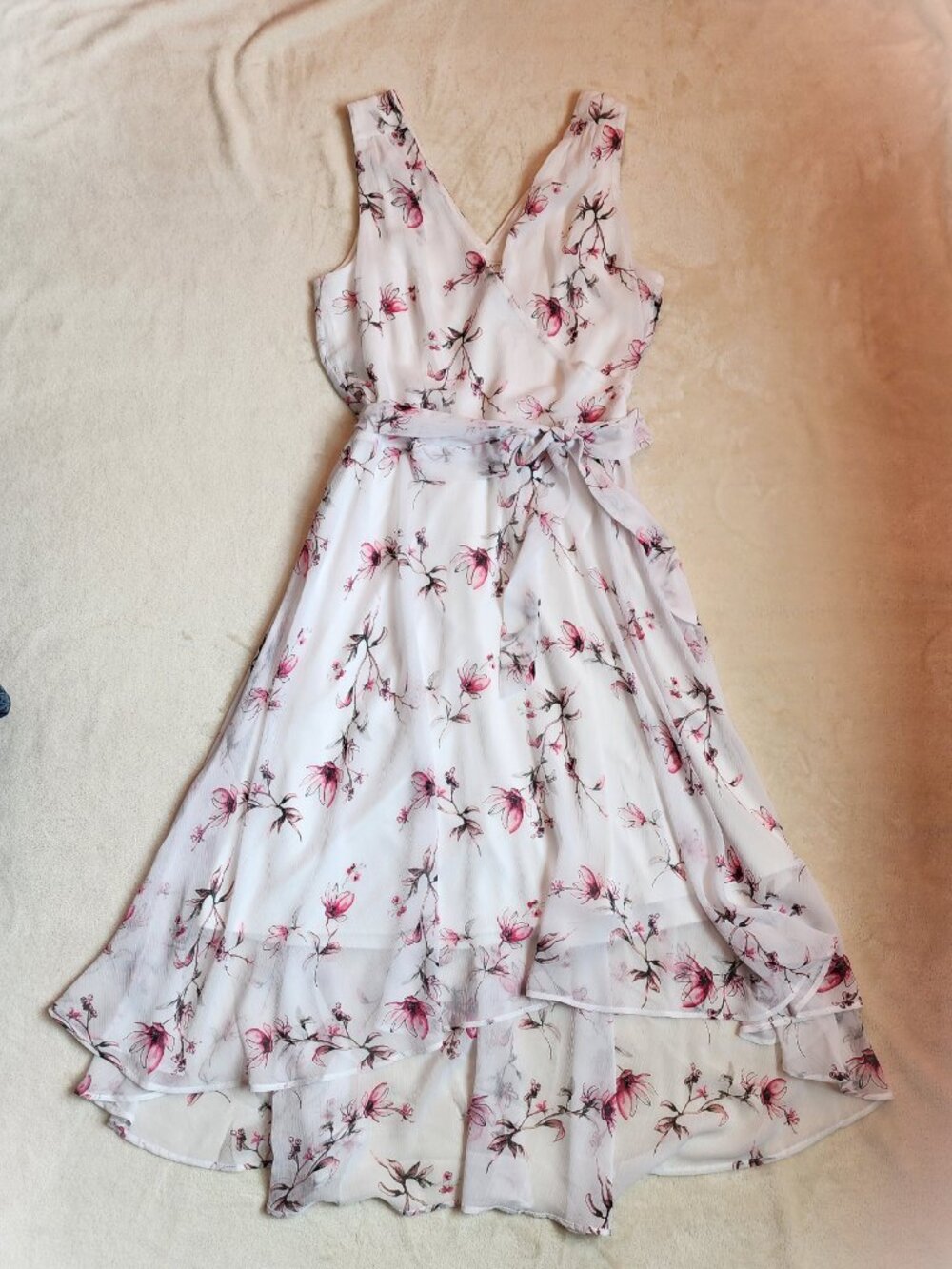White House Black Market White Sleeveless High-Low Dress with Pink Floral Print